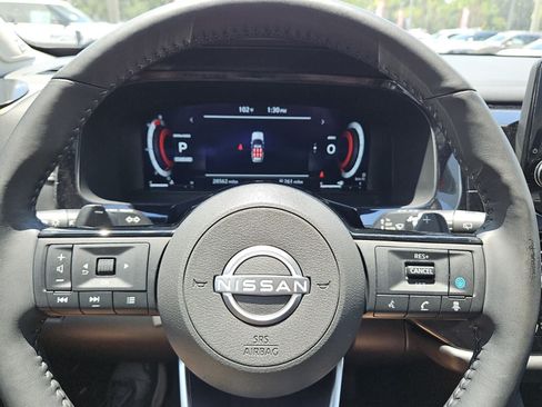 Used 2024 Nissan Pathfinder Platinum w/ Cargo Package FWD image 11
