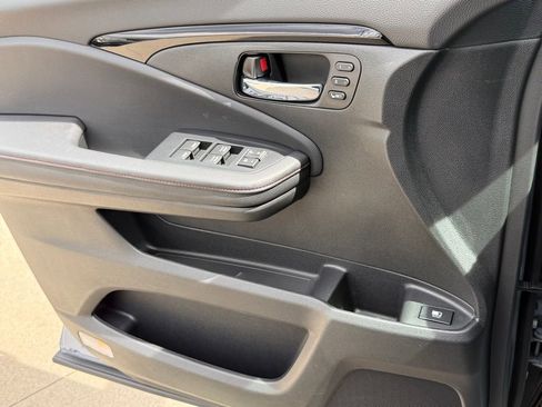 Certified 2026 Honda Ridgeline Black Edition image 32