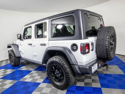 Used 2024 Jeep Wrangler Unlimited Sport AWD/4WD image 6