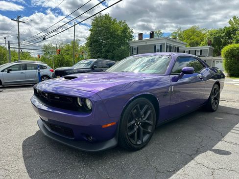 Used 2019 Dodge Challenger R/T w/ Blacktop Package RWD image 3