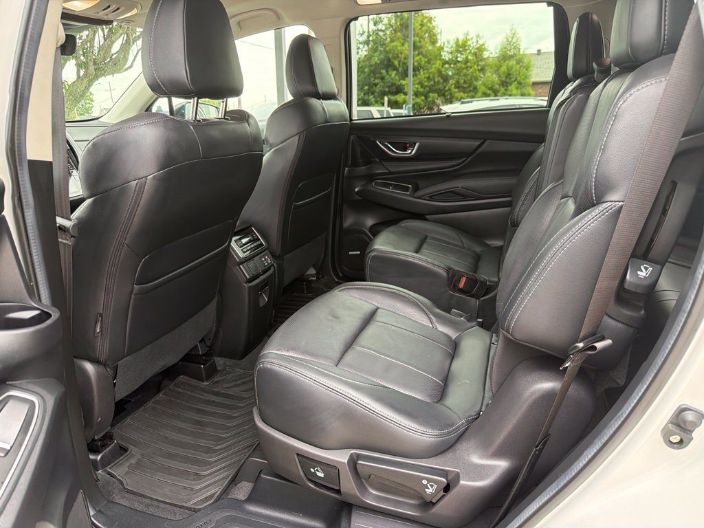 Used 2025 Subaru Ascent Limited AWD/4WD image 12