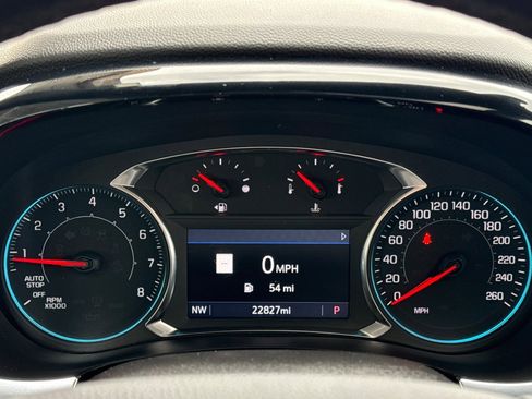 Used 2023 Chevrolet Traverse RS image 26