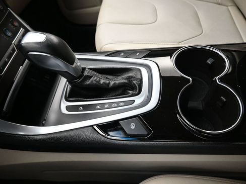 Used 2015 Ford Edge Titanium w/ Equipment Group 302A image 21