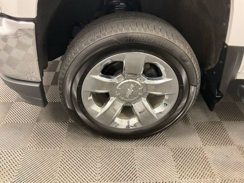 Used 2018 Chevrolet Silverado 1500 LTZ w/ LTZ Plus Package AWD/4WD image 13