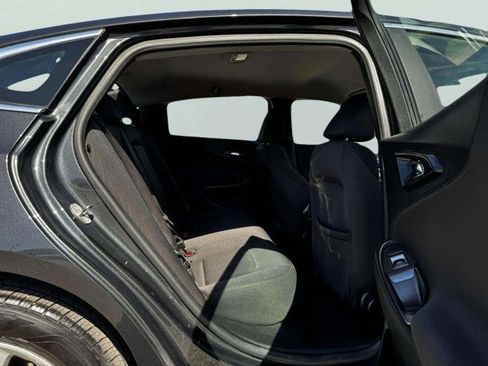 Used 2016 Chevrolet Malibu LT image 41