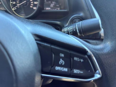 Used 2017 MAZDA MAZDA3 Sport image 12