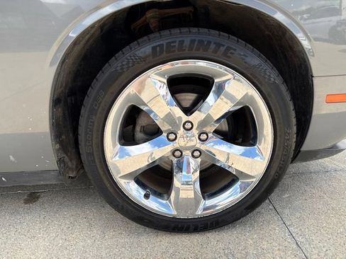 Used 2018 Dodge Challenger SXT w/ Blacktop Package RWD image 50