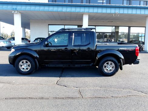 Used 2009 Nissan Frontier PRO-4X image 2