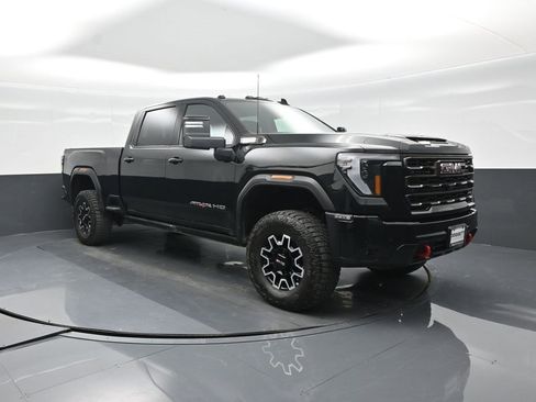 Used 2025 GMC Sierra 2500 AT4X image 7