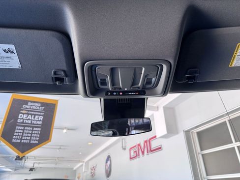 Certified 2022 Chevrolet Silverado 1500 LT image 22