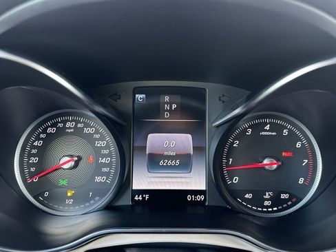 Used 2017 Mercedes-Benz GLC 300 4MATIC image 18