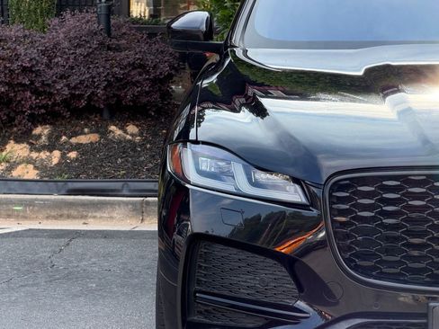 Used 2021 Jaguar F-PACE S AWD/4WD image 4