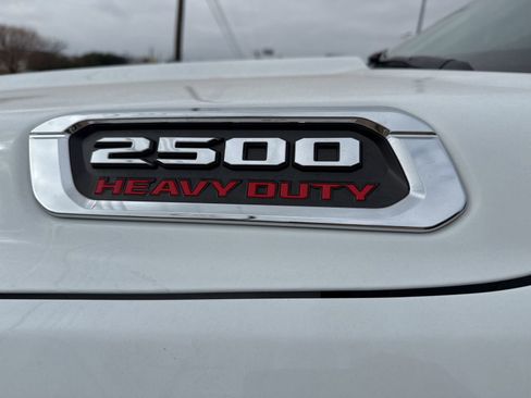 Used 2022 RAM 2500 Limited w/ Towing Technology Group image 13