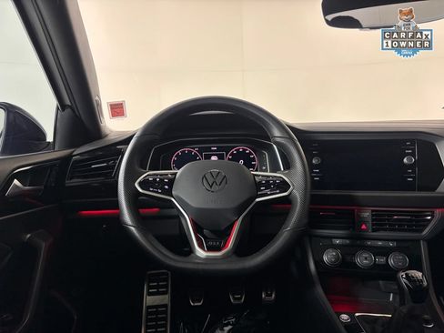 Used 2023 Volkswagen Jetta GLI Autobahn FWD image 17