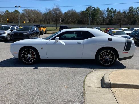 Used 2018 Dodge Challenger R/T Scat Pack image 4