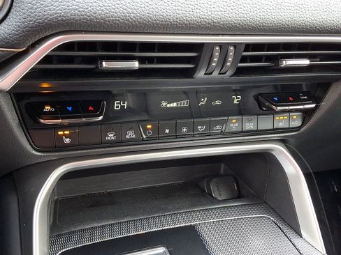 Certified 2024 MAZDA CX-90 3.3 Turbo w/ Preferred Package AWD/4WD image 19