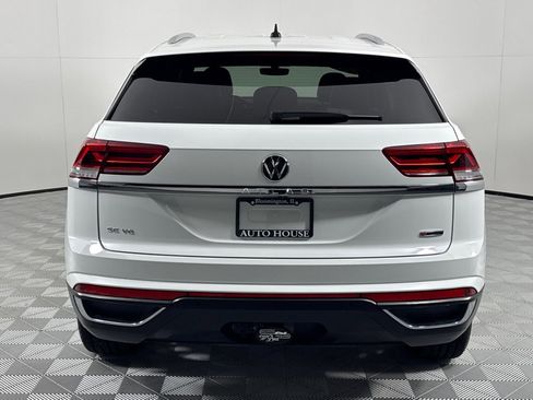 Used 2022 Volkswagen Atlas Cross Sport SE image 6