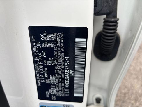 Used 2025 Kia Seltos S image 23