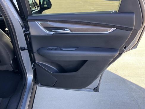 Certified 2024 Cadillac XT5 Sportv w/ Platinum Package image 20