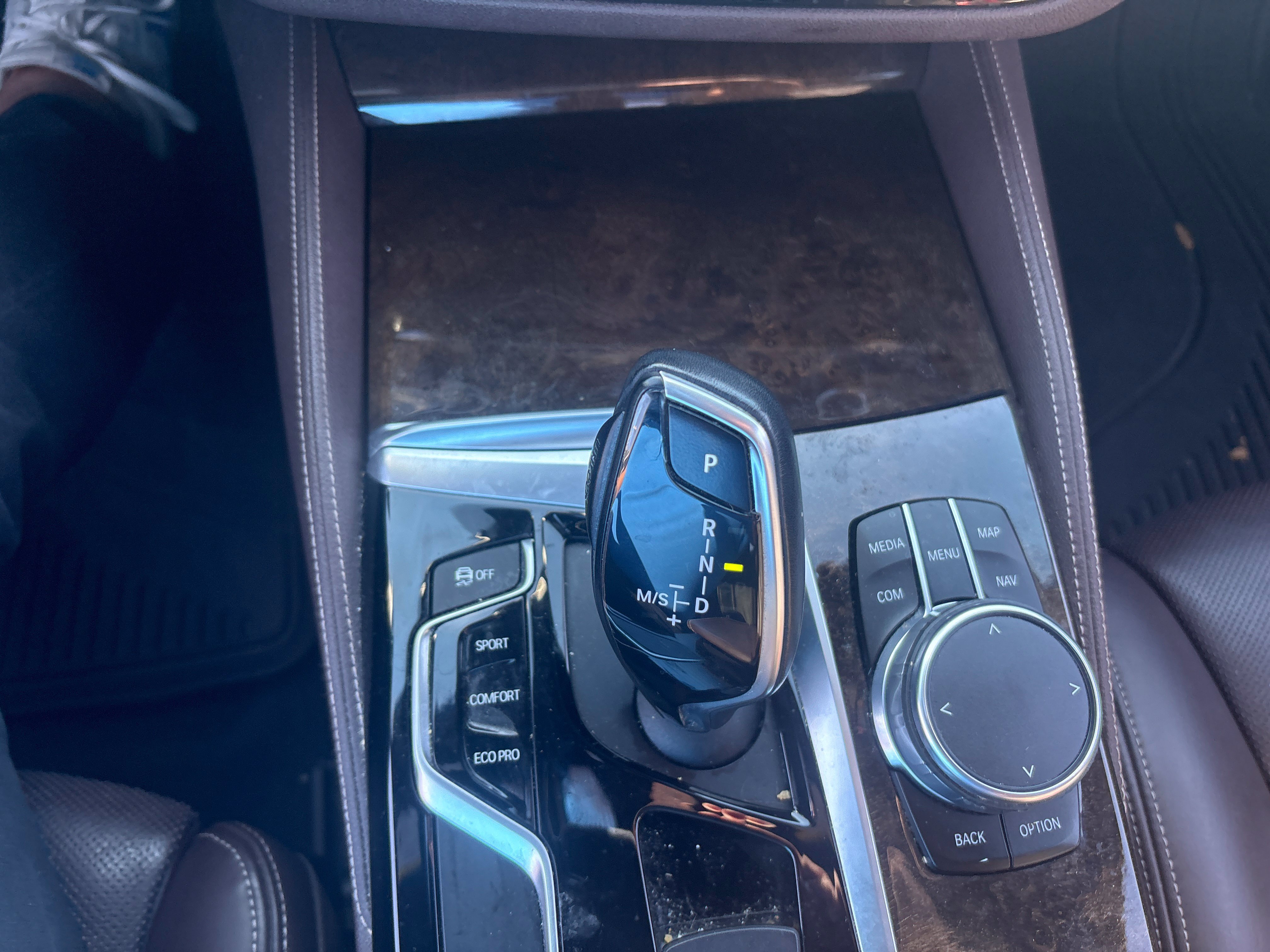Used 2018 BMW 530i xDrive AWD/4WD image 6