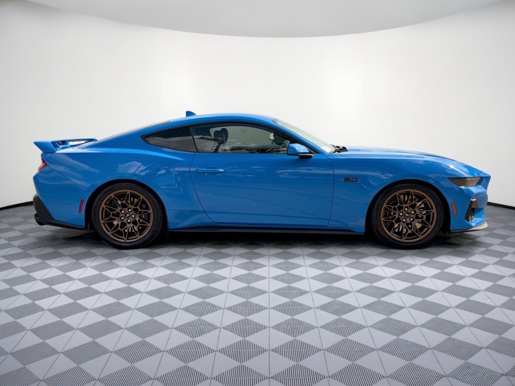 Used 2025 Ford Mustang GT Premium w/ GT Performance Package RWD image 8