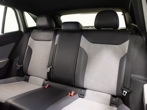 Used 2023 Volkswagen ID.4 Pro RWD image 34