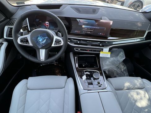 Used 2026 BMW X5 xDrive50e w/ M Sport Package AWD/4WD image 20