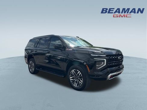 Used 2025 Chevrolet Tahoe Z71 AWD/4WD image 1