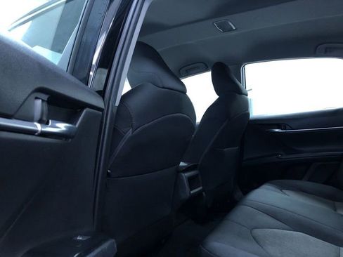 Certified 2020 Toyota Camry LE image 18