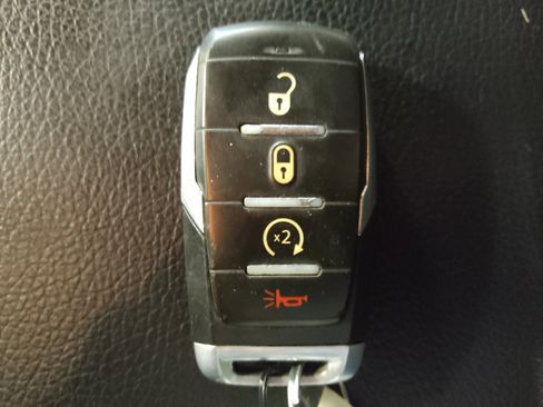 Used 2021 RAM 1500 Big Horn image 32