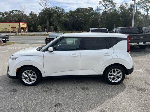 Used 2021 Kia Soul S FWD image 8