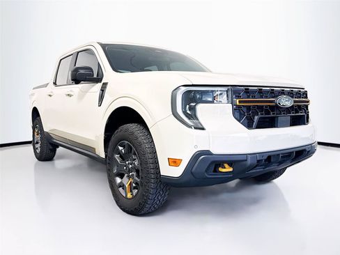 Used 2025 Ford Maverick Tremor AWD/4WD image 20