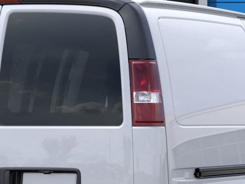 New 2026 Chevrolet Express 2500 w/ Driver Convenience Package RWD image 11