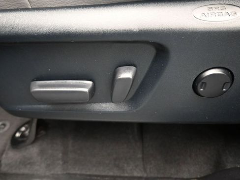 Used 2018 Toyota Tundra Limited image 12