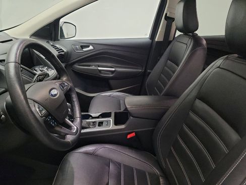 Used 2018 Ford Escape Titanium w/ Ford Safe & Smart Package AWD/4WD image 17
