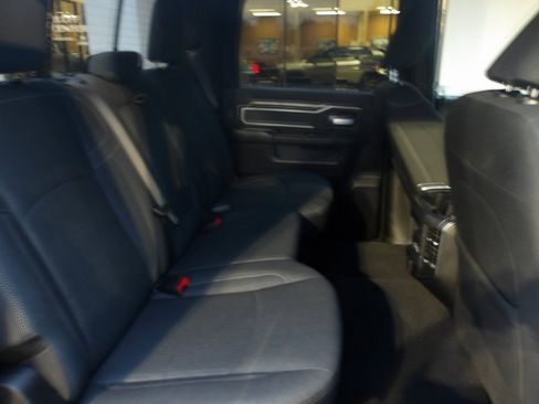 Used 2019 RAM 2500 Big Horn image 18