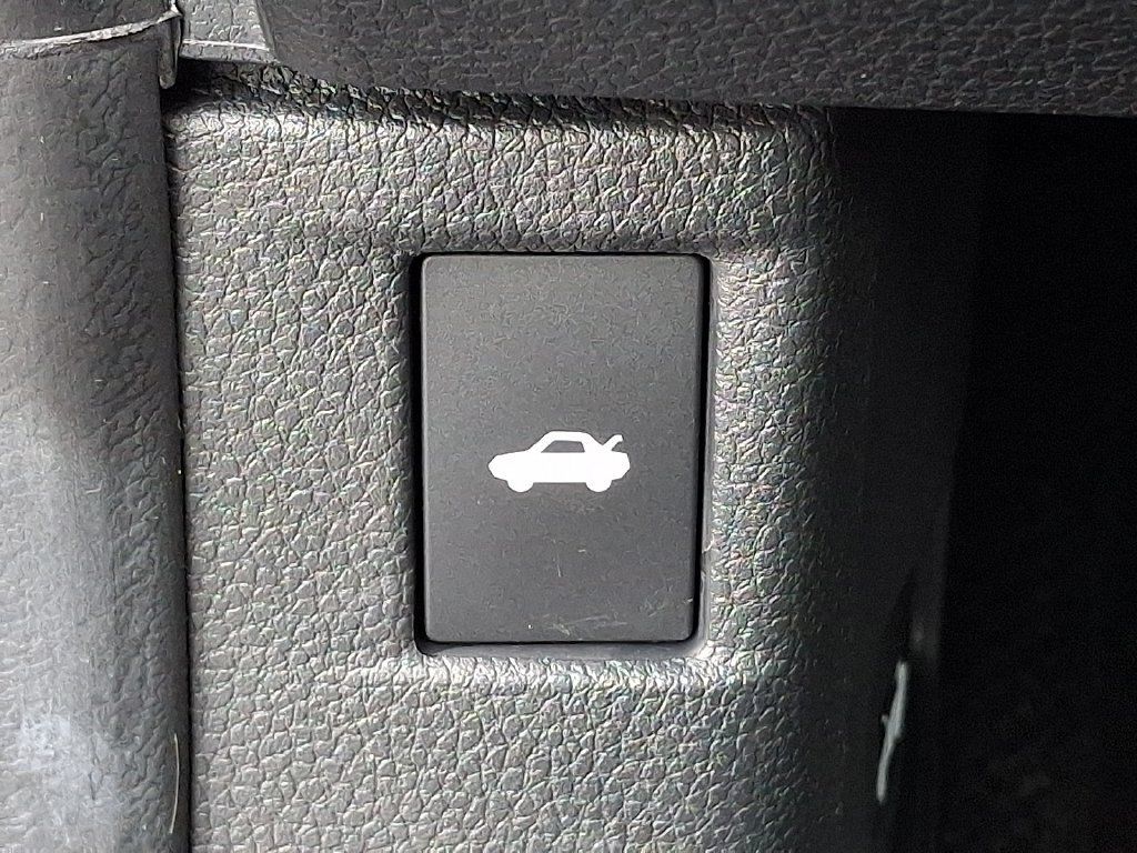 Used 2024 Honda Accord EX image 29