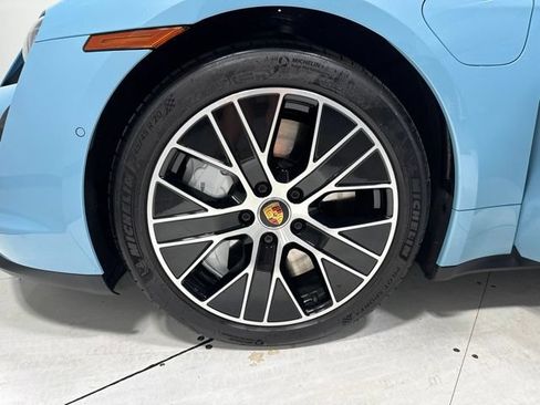 Used 2020 Porsche Taycan 4S AWD/4WD image 10
