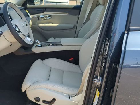 New 2026 Volvo XC90 B6 Ultra w/ Protection Package Premier AWD/4WD image 15