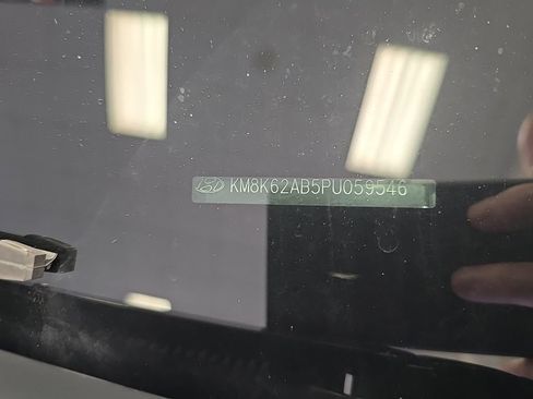 Used 2023 Hyundai Kona SEL FWD image 7