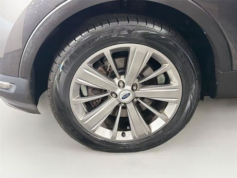 Used 2018 Ford Explorer Limited AWD/4WD image 34