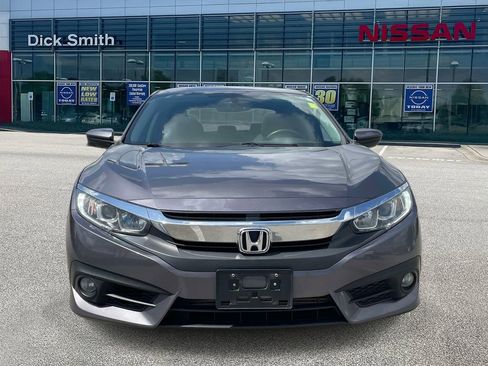 Used 2017 Honda Civic EX-L image 2