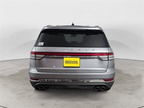 Used 2021 Lincoln Aviator Reserve w/ Equipment Group 202A image 4