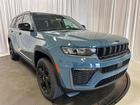 New 2026 Jeep Grand Cherokee L Limited AWD/4WD image 26