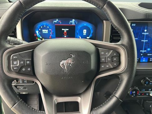 Used 2025 Ford Bronco Outer Banks AWD/4WD image 16