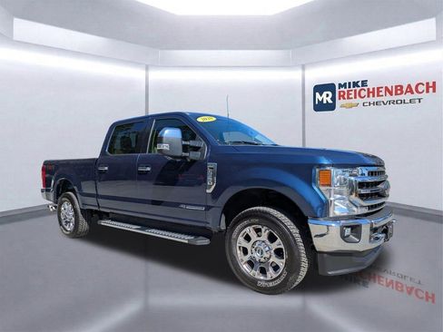 Used 2020 Ford F250 Lariat w/ Chrome Package image 2