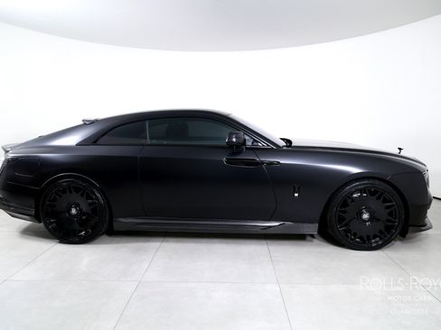 Used 2024 Rolls-Royce Spectre w/ Spectre Launch Package image 10
