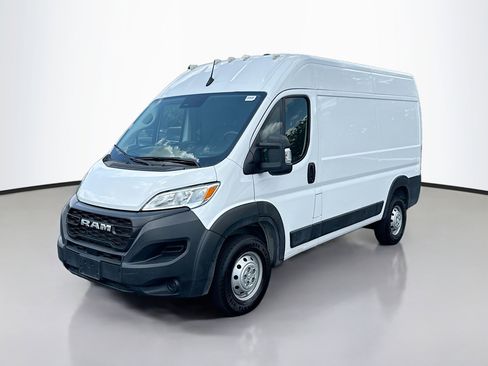 Used 2023 RAM ProMaster 2500 FWD image 4