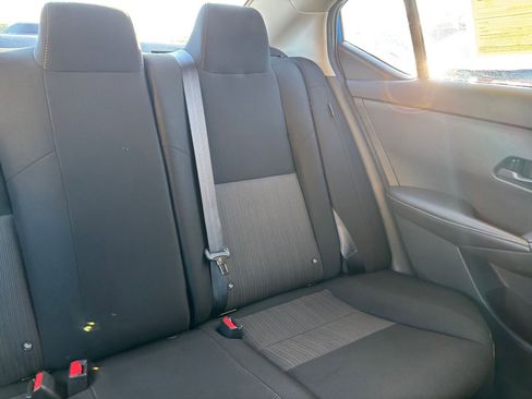 Used 2025 Nissan Sentra SV image 35