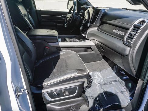Used 2021 RAM 1500 Laramie w/ Sport Appearance Package image 13